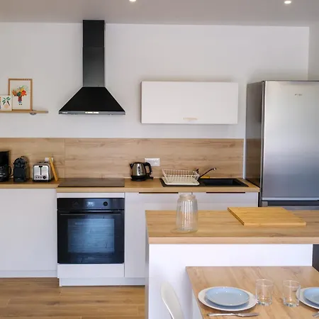 Neuf Proche Жуллувиль-ле-Пен